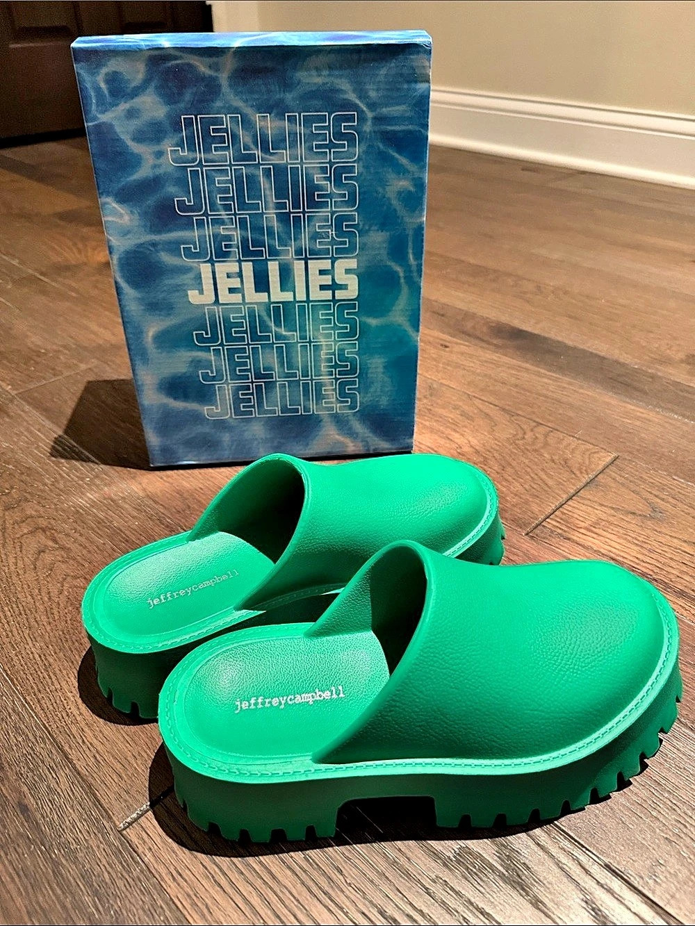 Free People Jeffrey Campbell  Bae Platform Mule Platform Mules in Green US 8 Lik
